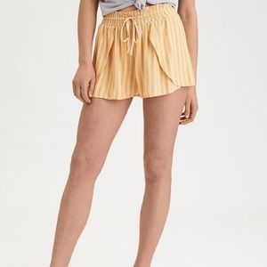 American Eagle yellow soft shorts